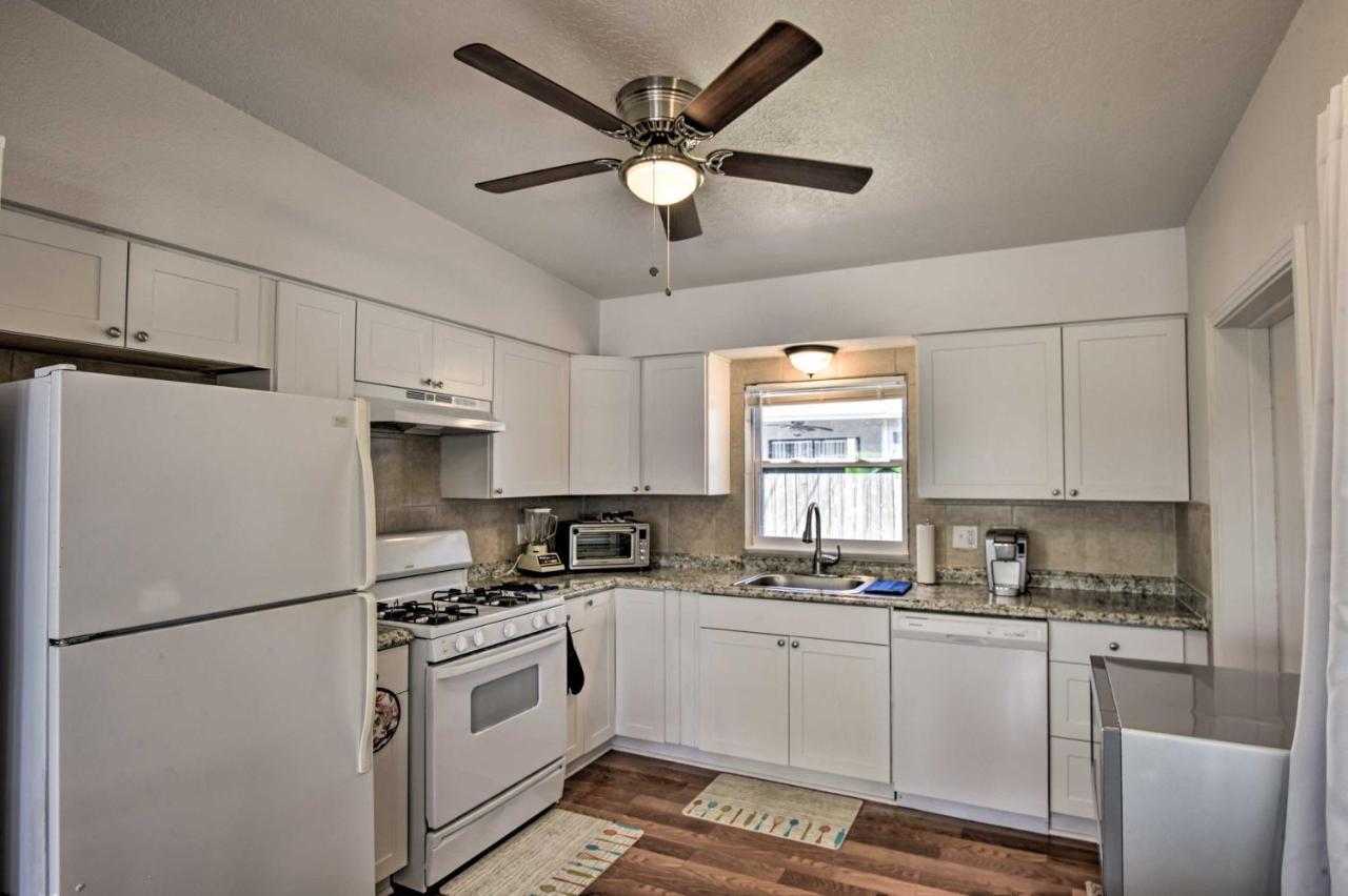 Sunny Cocoa Beach Home Walk To Sea And Attractions! Exteriér fotografie